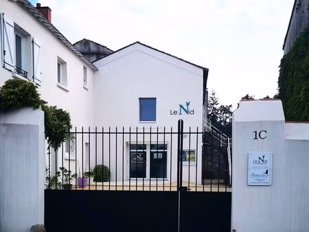 location bureau 16 m²