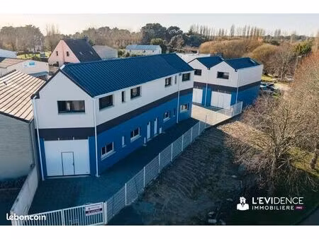 local industriel 136 m²