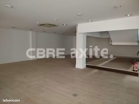 local commercial 1226 m² annemasse