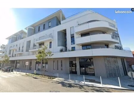 local commercial 17 m²