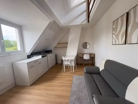 studio de 35m2 en mezzanine chaussée jules ferry