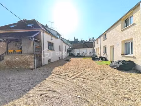 3 maisons  2 appartements sans travaux a prevoir