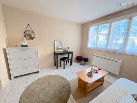 appartement t2 tassin-la-demi-lune