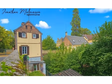 maison de ville 3 niveaux – 1 chambres – breteuil centre