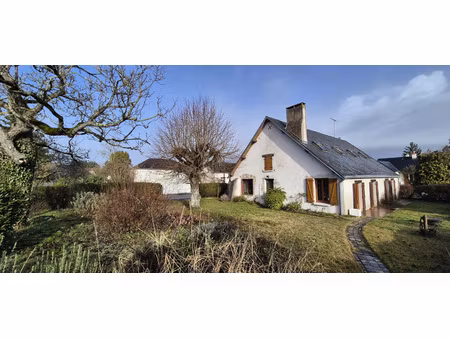 ancienne ferme de caractère - 225 m2 sur terrain arboré