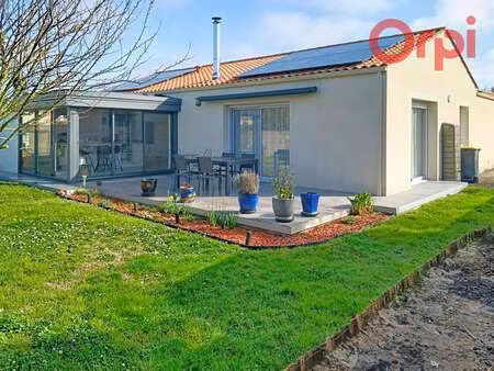 vente maison aux sables-d'olonne (85100) : à vendre / 119m² les sables-d'olonne