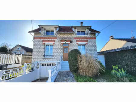 maison de caractère de 129 m²  5 chambres à thomery