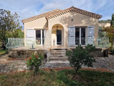 jolie villa de plain pied à nyons