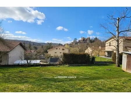terrain à bâtir de 1 000 m² avec vue sur le château