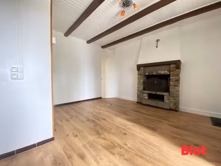 a louer par blot immobilier bain de bretagne - maison type 2 - 34.8 m² - sel de bretagne