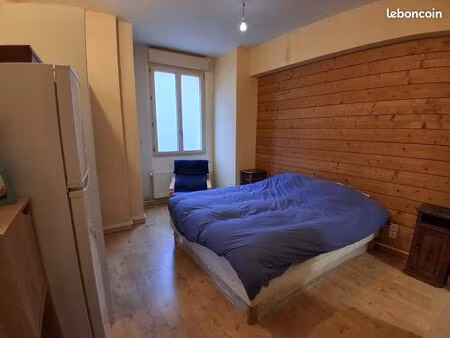 chambre 17m2 dans château-gontier