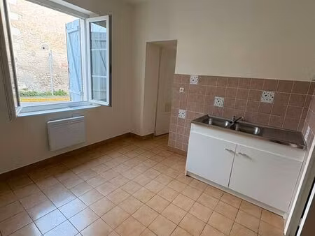 logement clion sur indre - rez de chaussée