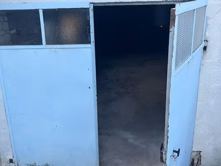 garage pour stockage