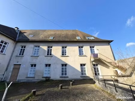 appartement 6 pièces 105 m²