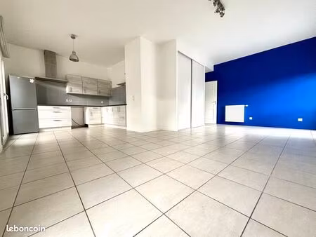 appartement 2 pièces 57 m²