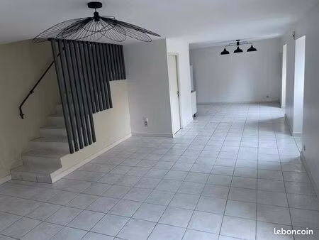 maison t4 châteaulin centre