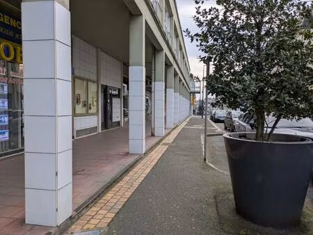 local commercial à vendre