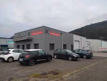 local commercial à louer