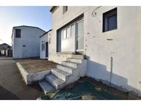 vente maison à vieillevigne (44116) : à vendre / 73m² vieillevigne