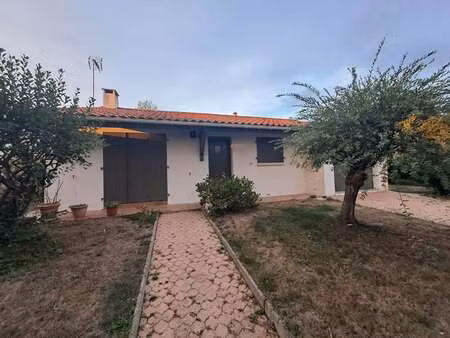 vente maison à coëx (85220) : à vendre / 88m² coëx