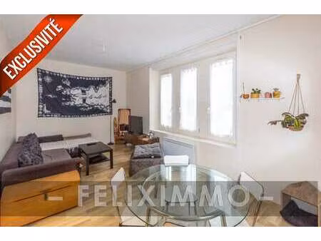 vente maison à commer (53470) : à vendre / 89m² commer