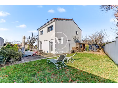 maison 8 pièces 5 chambres à l'union sur parcelle d'environ