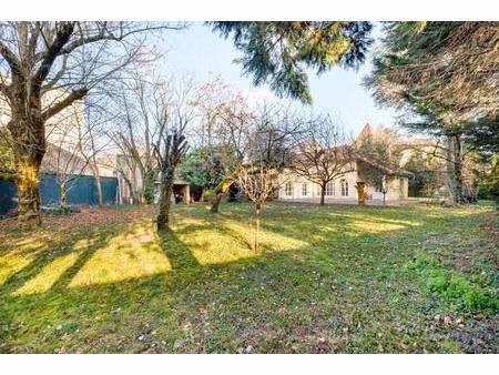 maison - 171m ²