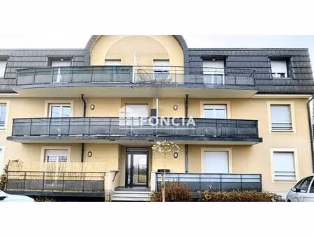 manom place de parking exterieur