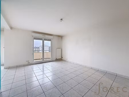 appartement 4 pièces - 80m² - metz sablon