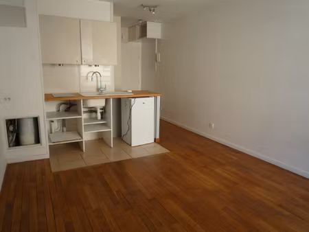 appartement - studio et cave - 23 m2