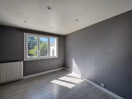 a louer - agence giboire - appartement t1 bis - rennes ste therese