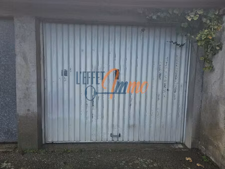 parking / box cernay 13 m2