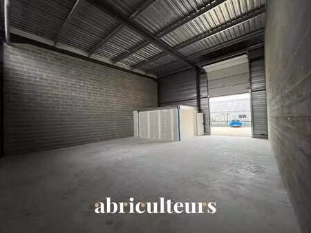 location bureaux et commerces à gasville-oisème (28300) : à louer / 120m² gasville-oisème