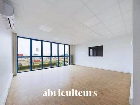 location bureaux et commerces à gellainville (28630) : à louer / 270m² gellainville