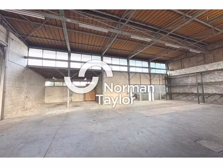 local d'activite a vendre