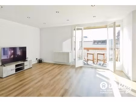 t4 de 91m² avec balcon et possibilité de garage