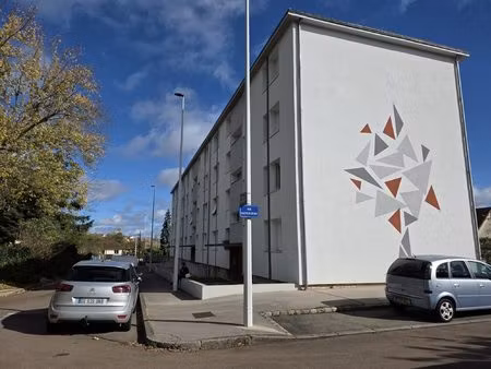 t3 dans une résidence au calme