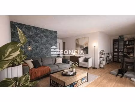 nîmes -est – rez-de-jardin – t2 bis avec terrasse  jardin privatif et parking en sous-sol