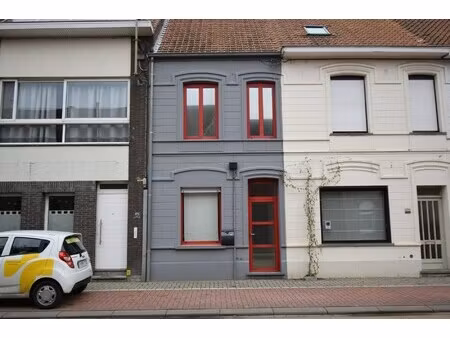 huis te huur in roeselare met 2 slaapkamers