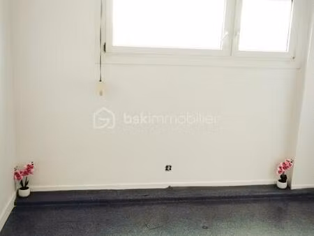 studette au 7ᵉ étage avec ascenseur – idéal investissement locatif