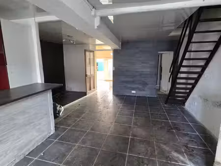 chalivoy-milon: maison t2 avec un jardin clos de 258m2 envir