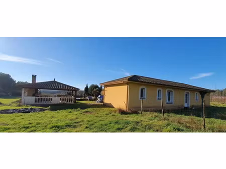 vente maison 6 pièces 143 m² à montguyon (17270)  199 000 €
