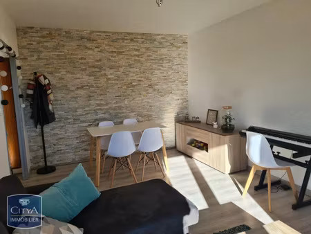 appartement à louer 2 pièces 46.93 m² - nîmes (30) - 646€