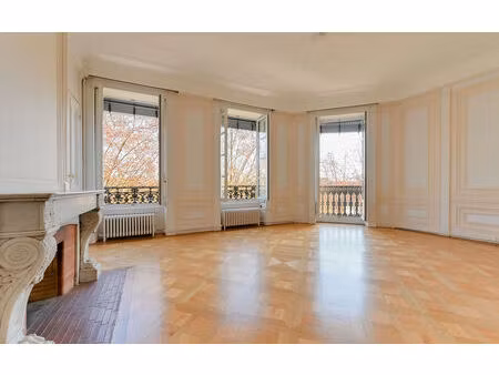 vente appartement 4 pièces 124 m² lyon 2 (69002)