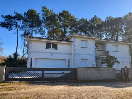 location maison 5 pièces 115 m² à le pian-médoc (33290)