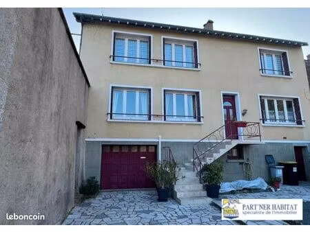 maison 7 pièces 139 m²