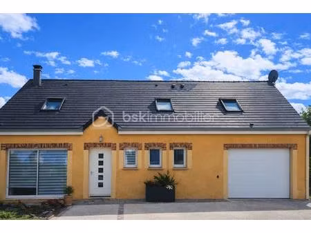 maison de 168 m² à beville-le-comte