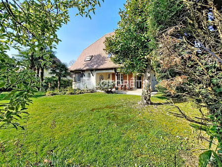 maison pau 7 pièce(s) 143 m2