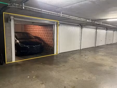garagebox op centrale ligging te assebroek