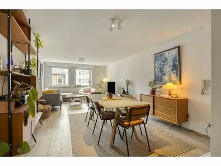 gerenoveerd twee slaapkamer appartement in centrum hasselt